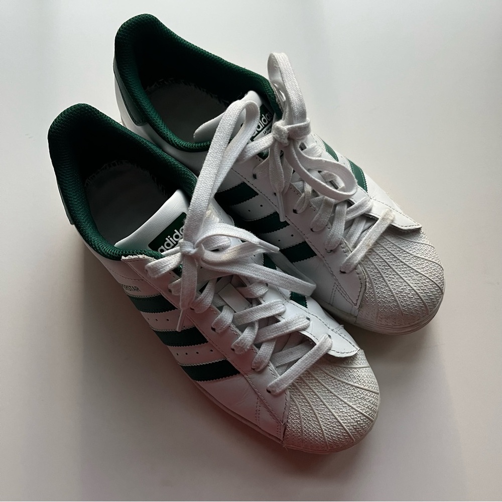 Adidas - White and Green - Size mens 8 / womens 9.5